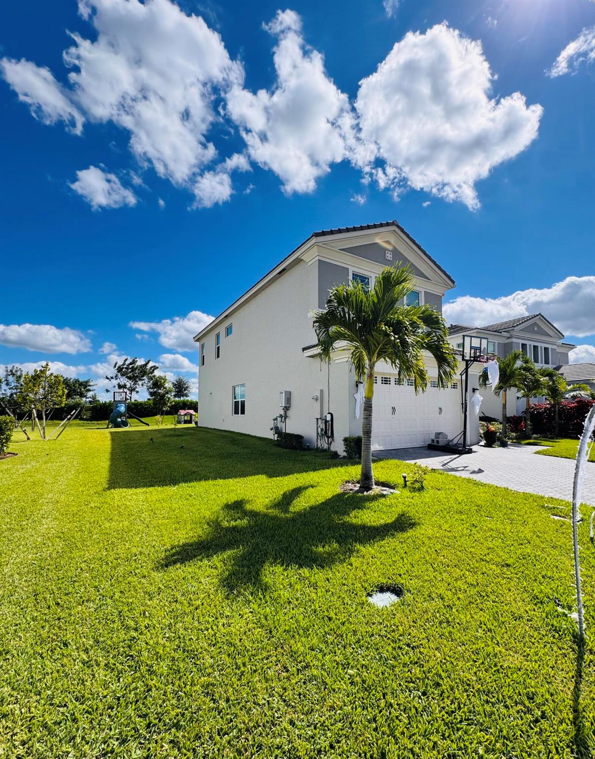 5446 Macoon Way