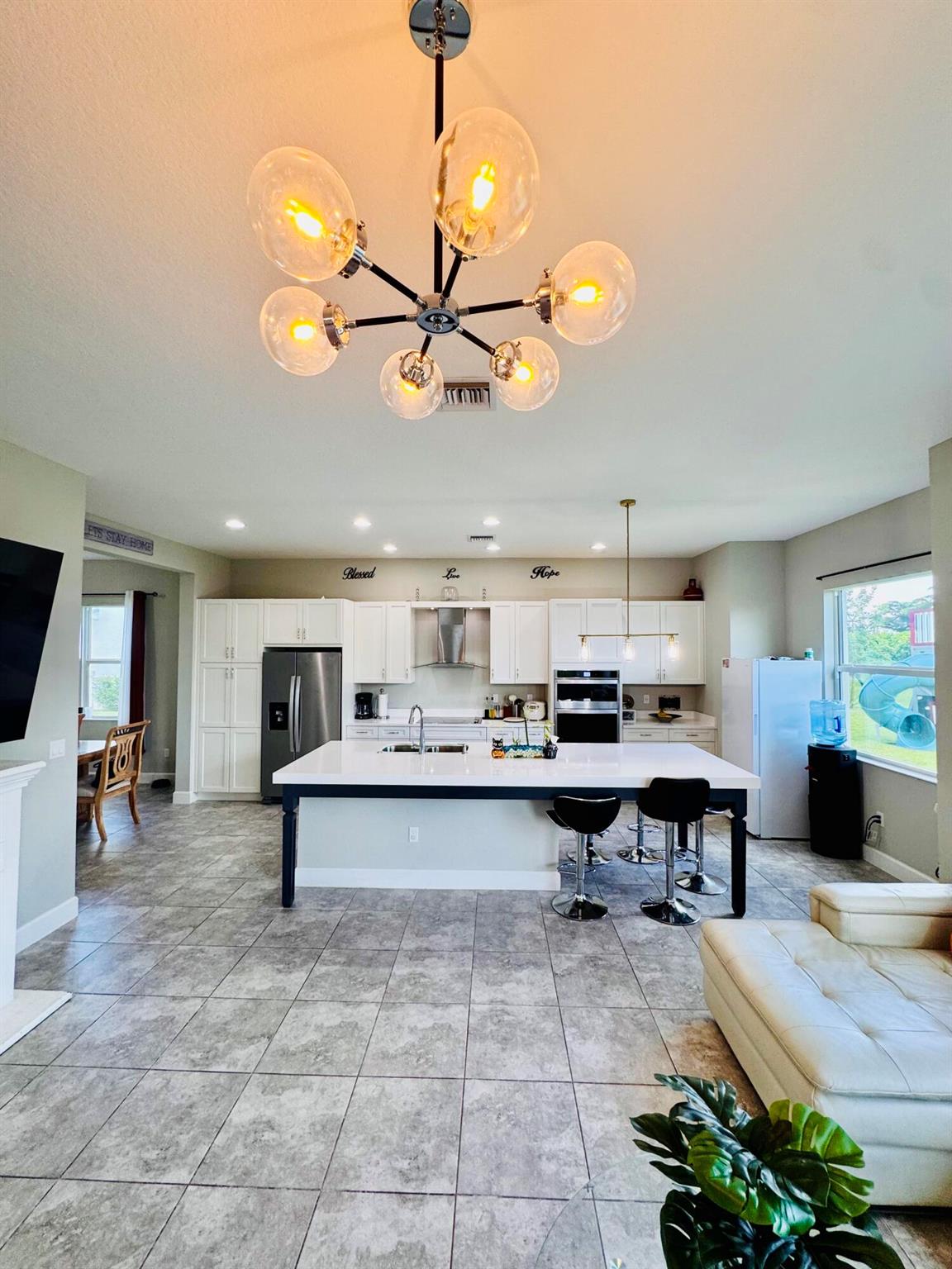 5446 Macoon Way