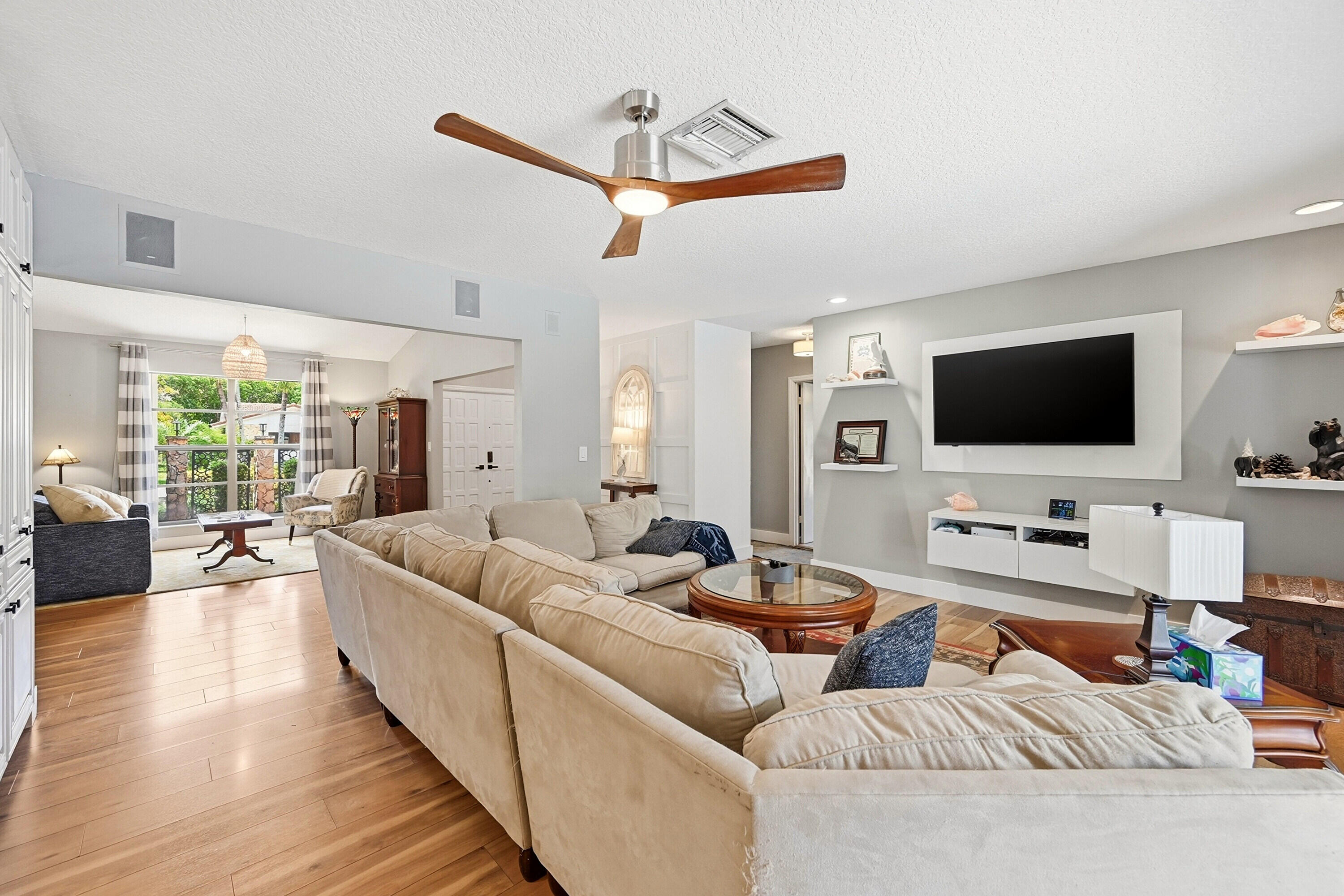 MAPLEWOOD - Residential