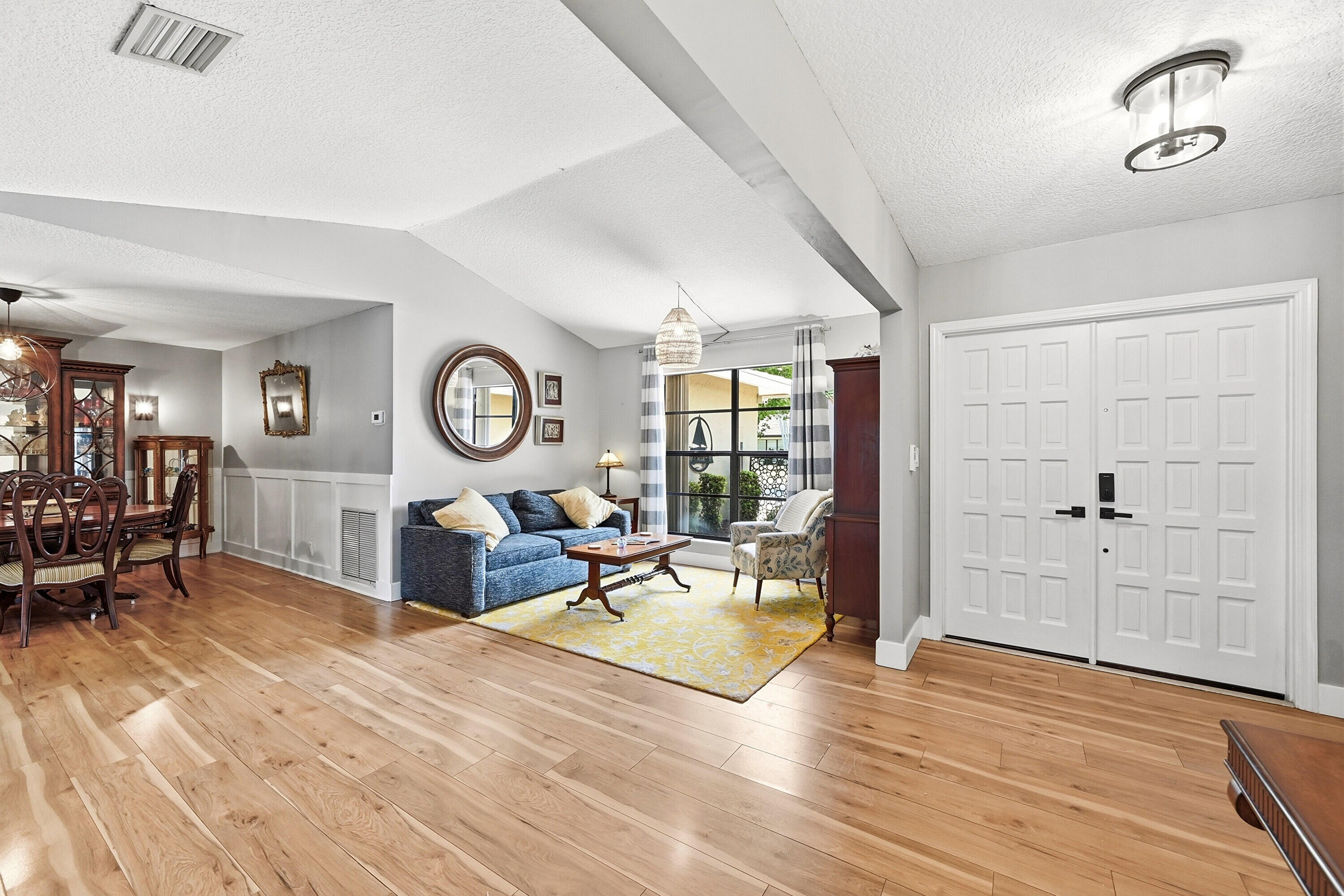 MAPLEWOOD - Residential