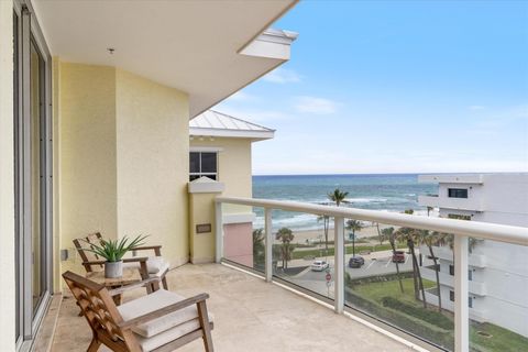 A home in Deerfield Beach