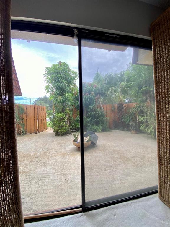 SPANISH WELLS CONDO II - Residential