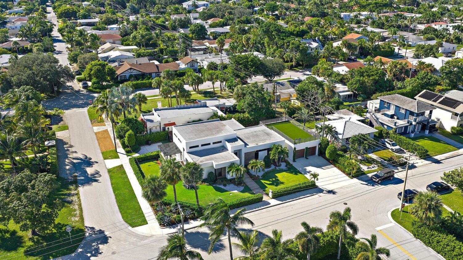 NORTH LAKE WORTH - Residential