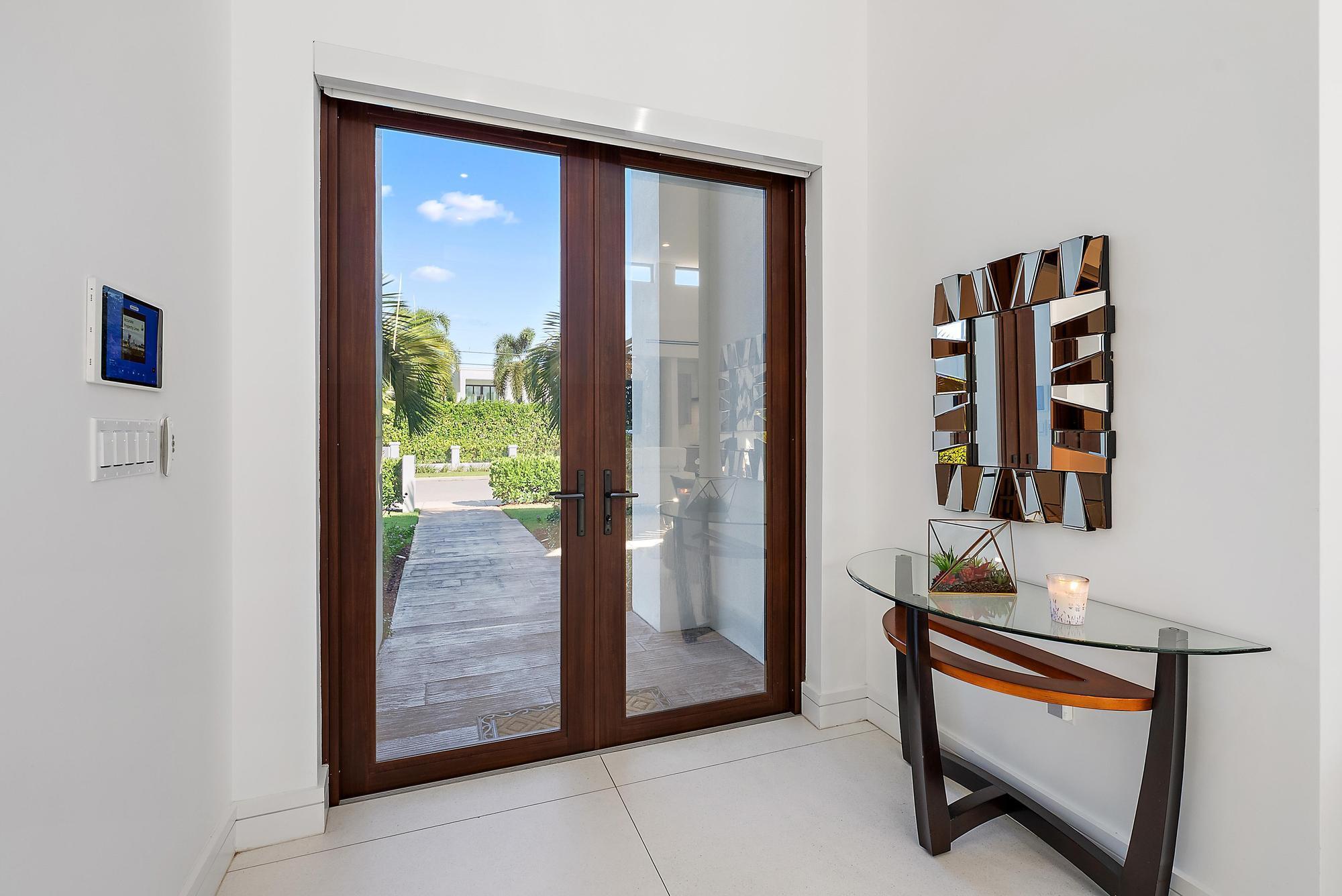 NORTH LAKE WORTH - Residential