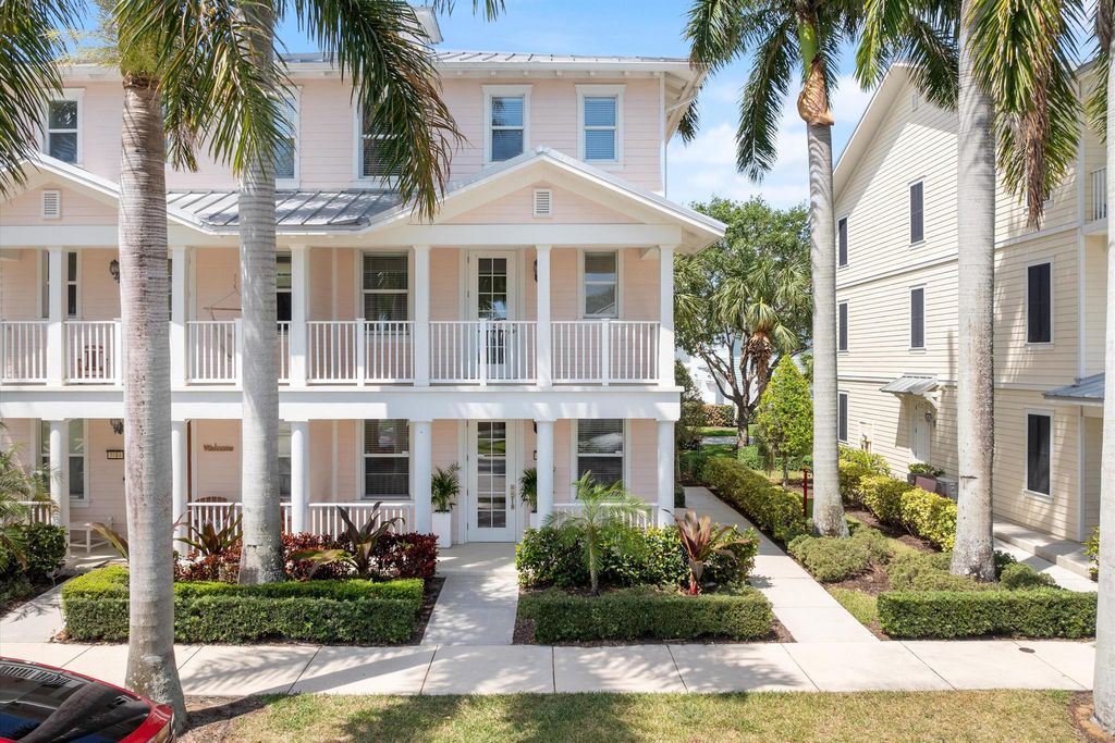 Photo of 3410 W Mallory Boulevard, Jupiter, FL 33458 (MLS # R10979841)