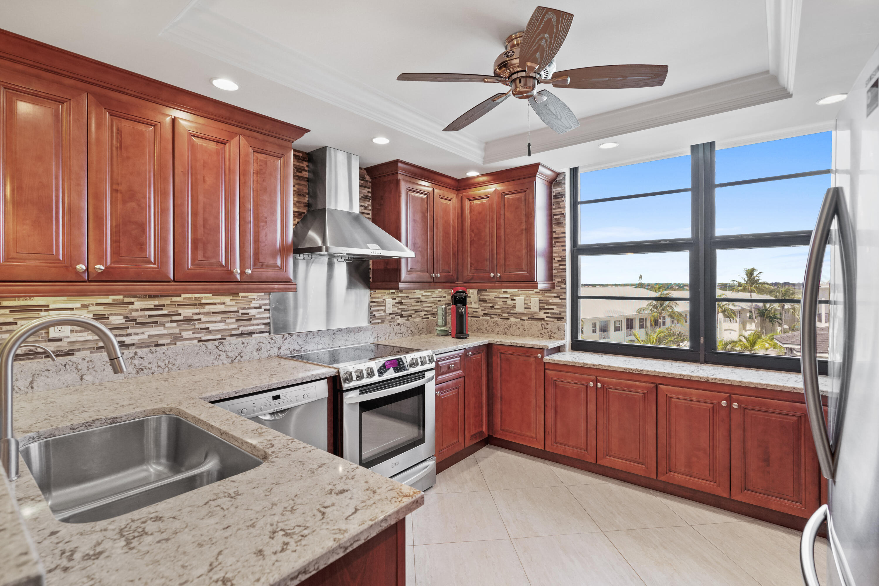 Juno By the Sea North, The Manor - Residential