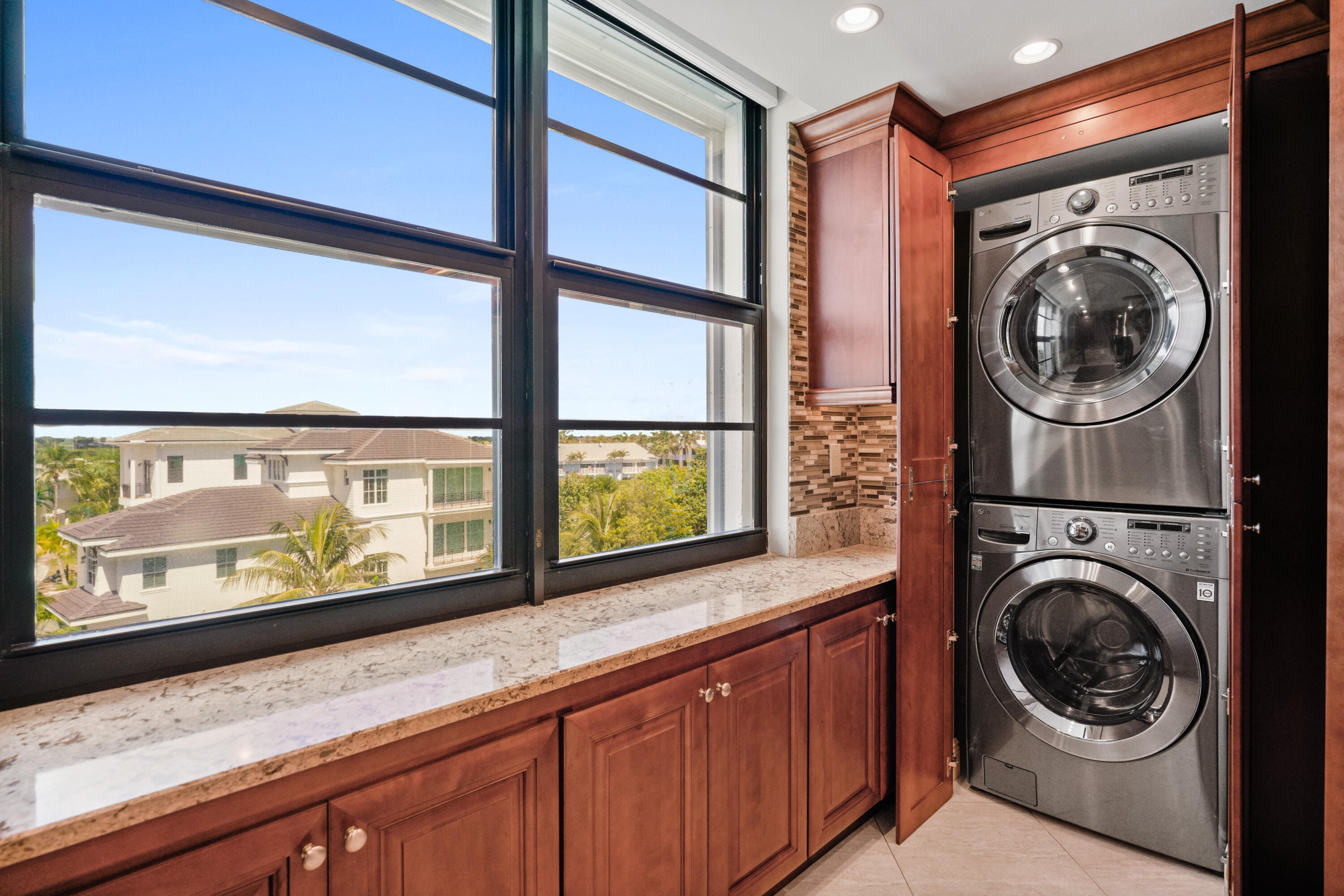 Juno By the Sea North, The Manor - Residential