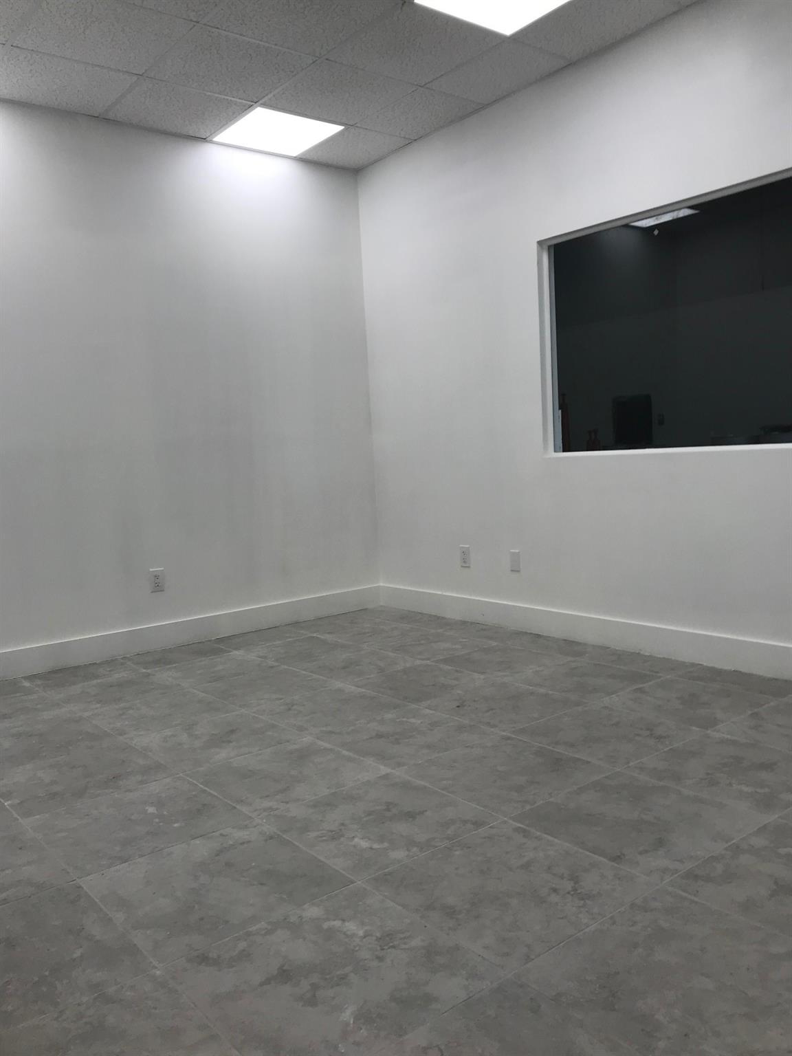 108 SW 12th Ave