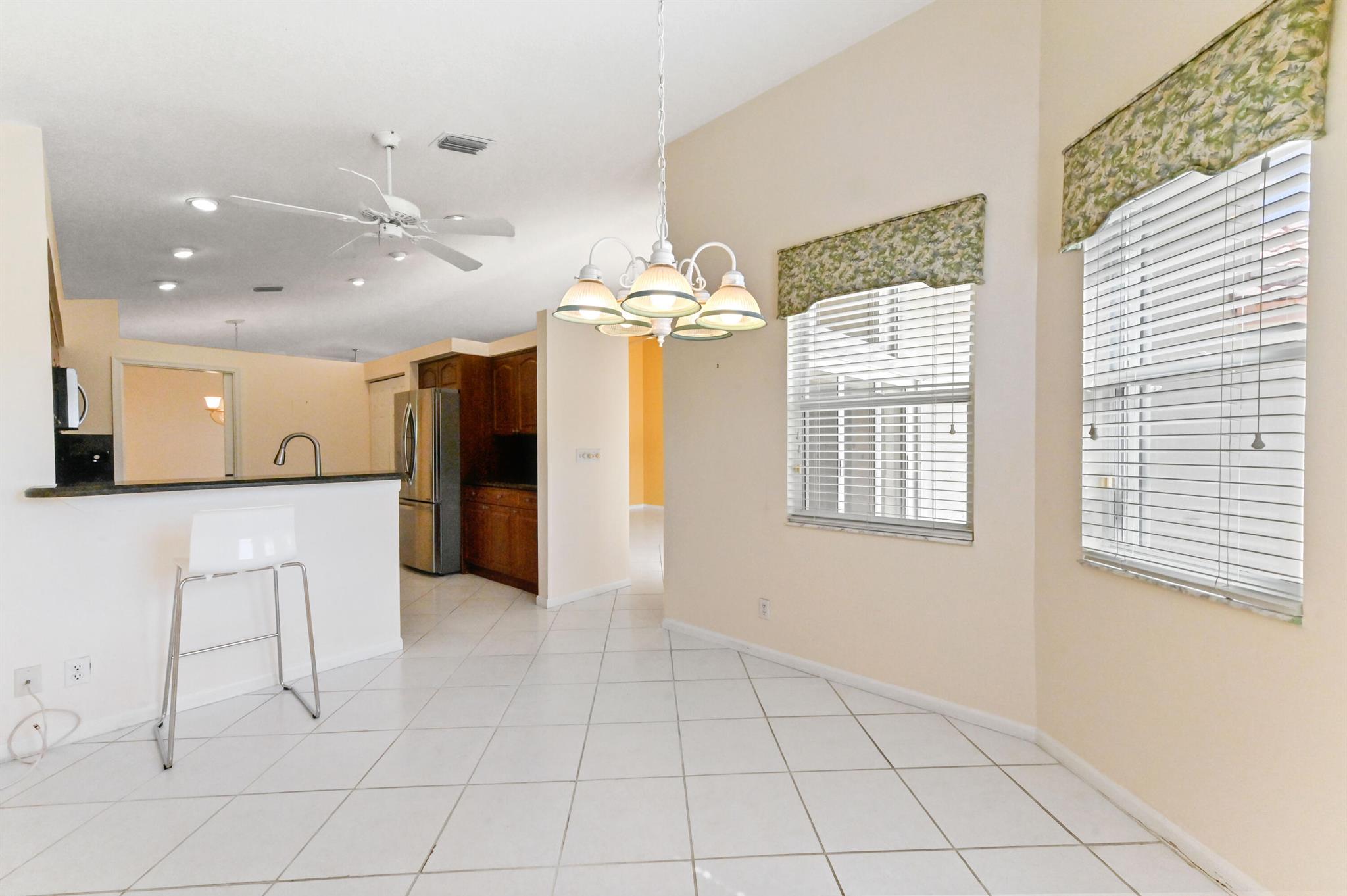 NEWPORT COVE - Residential Lease