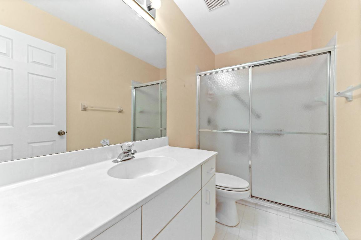 NEWPORT COVE - Residential Lease