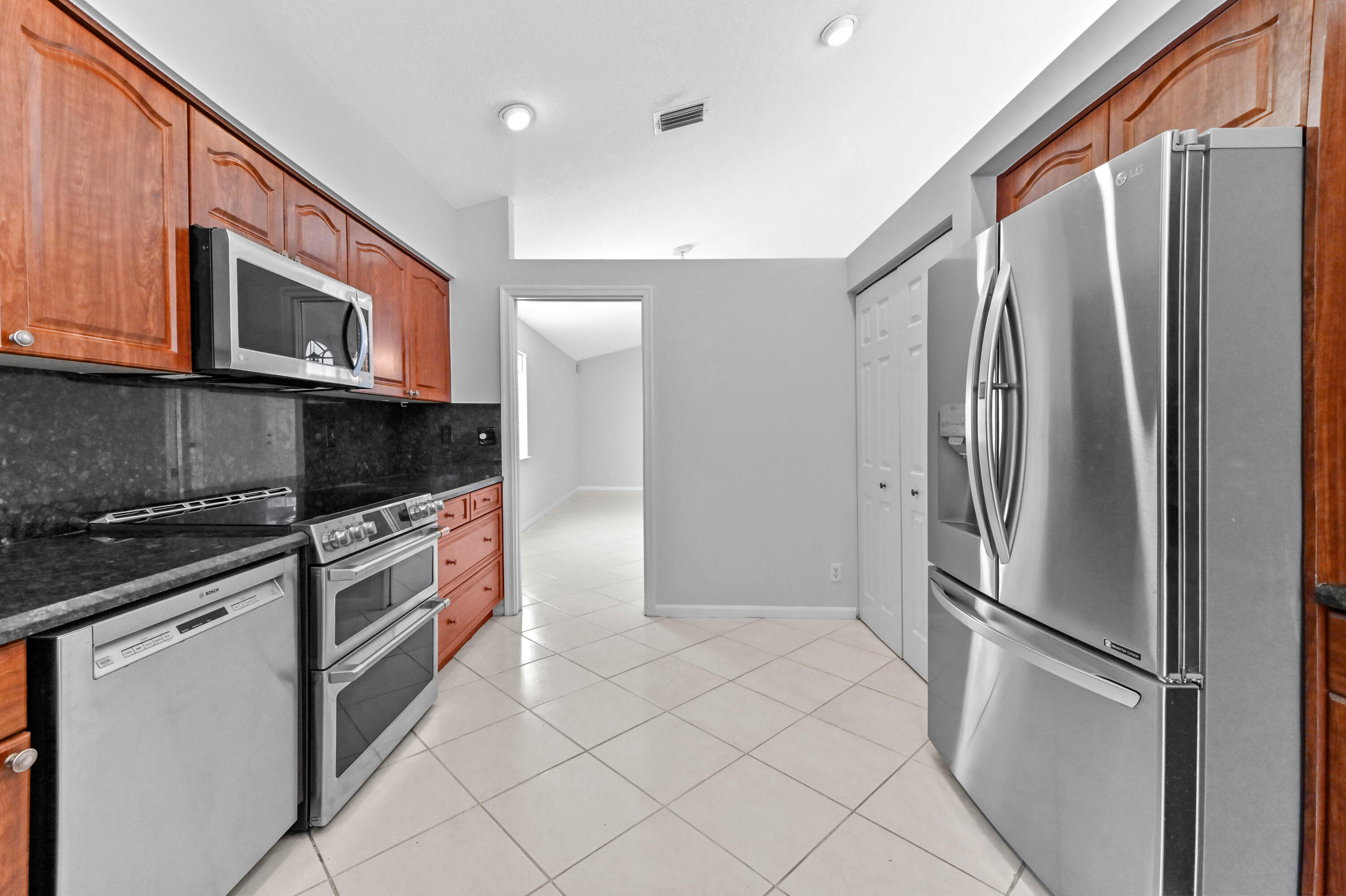 14066 Glenlyon Court