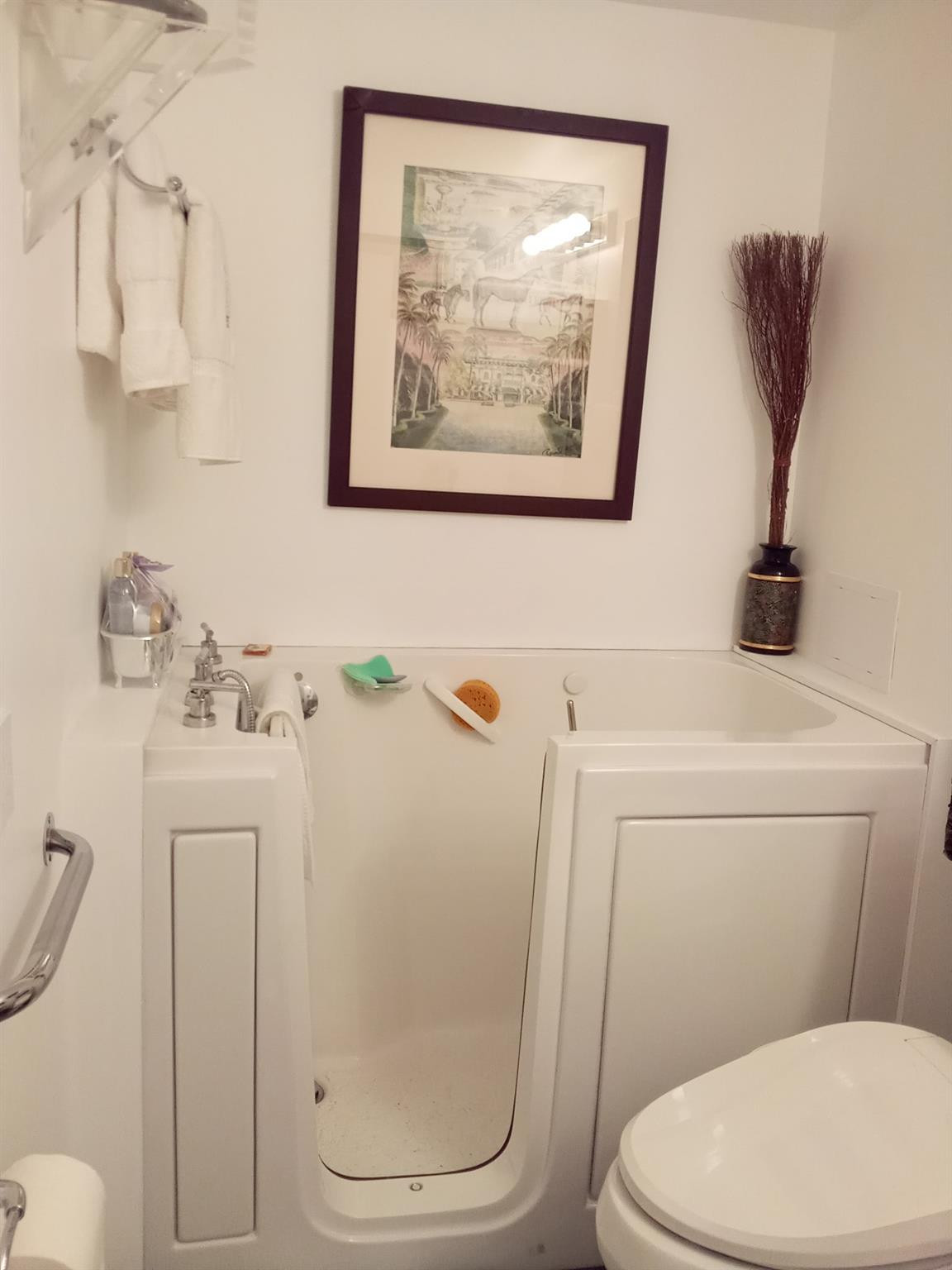 WOODLAKE APTS CONDO - Residential