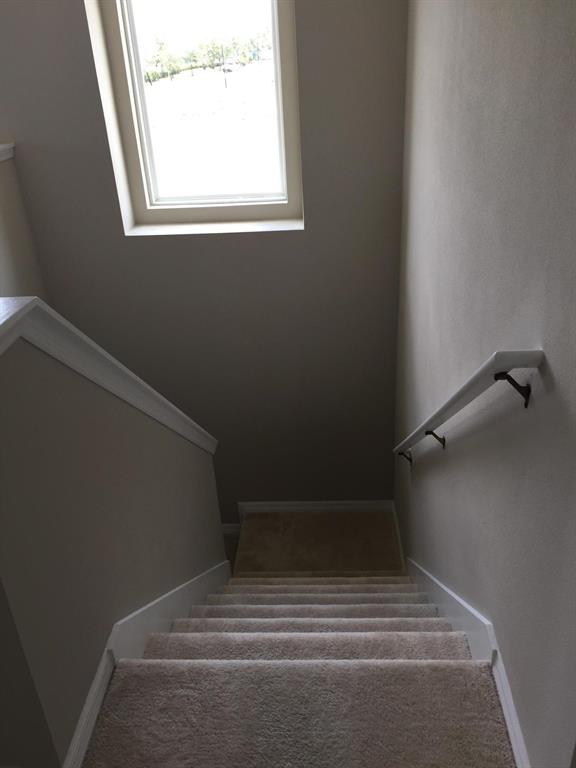 PINE TRACE THIRD REPLAT - Residential Lease