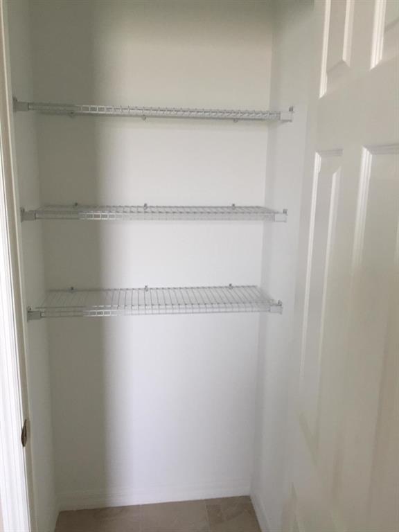 PINE TRACE THIRD REPLAT - Residential Lease