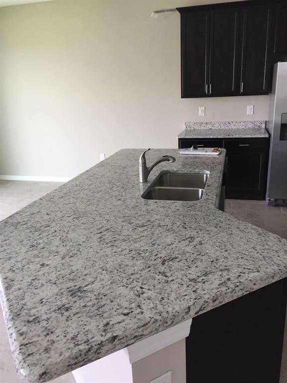 PINE TRACE THIRD REPLAT - Residential Lease