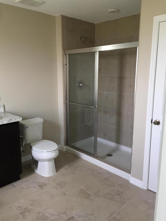 PINE TRACE THIRD REPLAT - Residential Lease