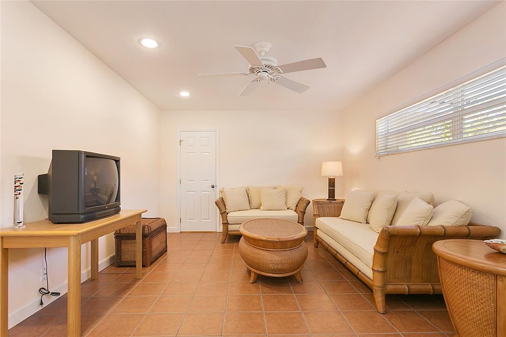 Hollywood Golf Estates Se - Residential
