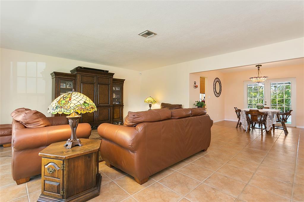 Hollywood Golf Estates Se - Residential
