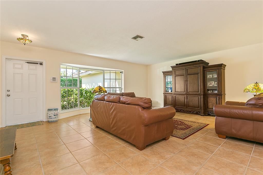 Hollywood Golf Estates Se - Residential