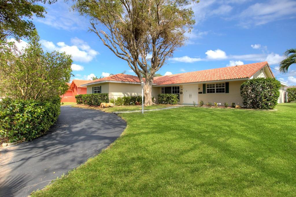 Hollywood Golf Estates Se - Residential