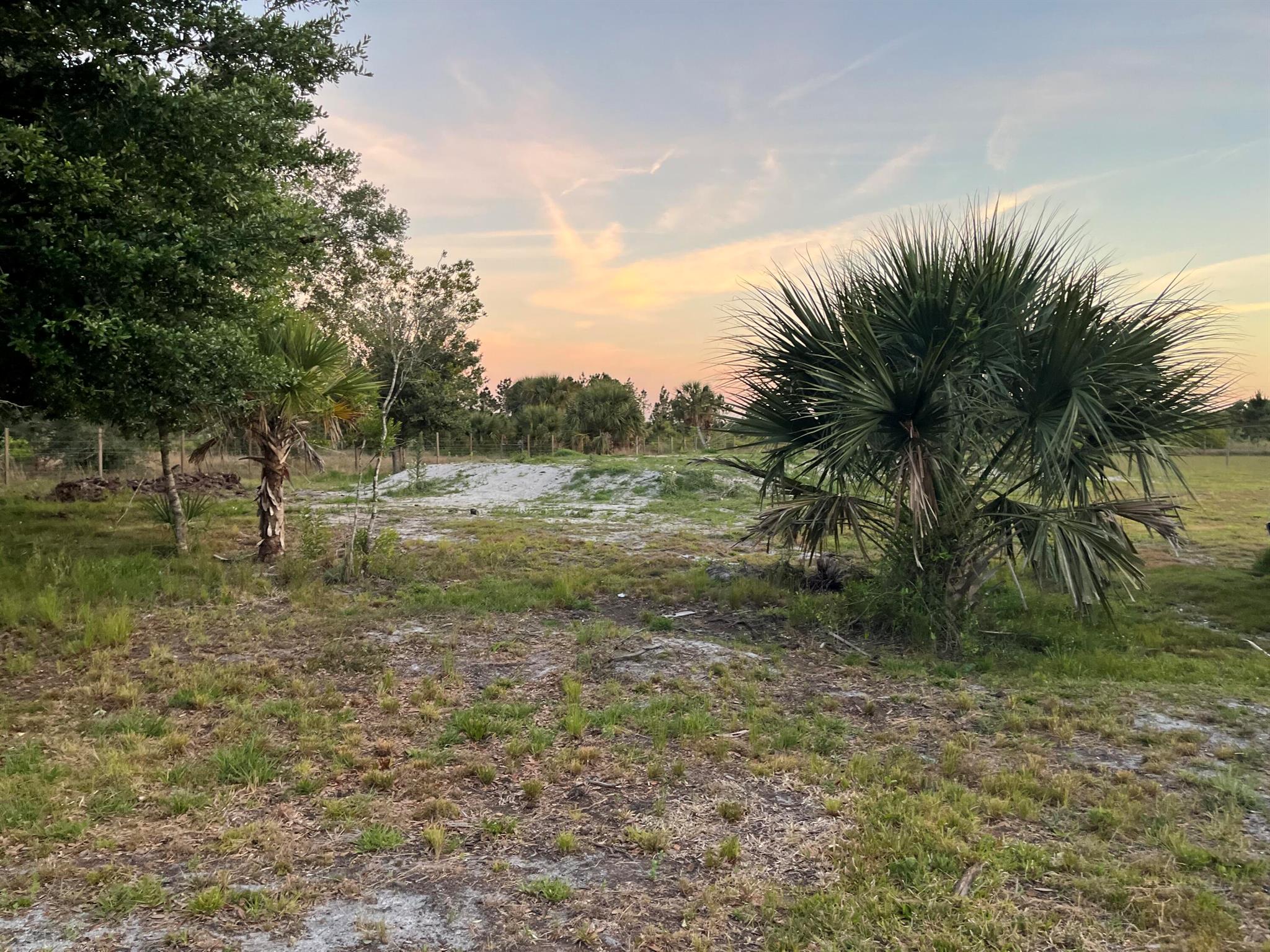 THE SOUTHERN COLONIZATION - Residential