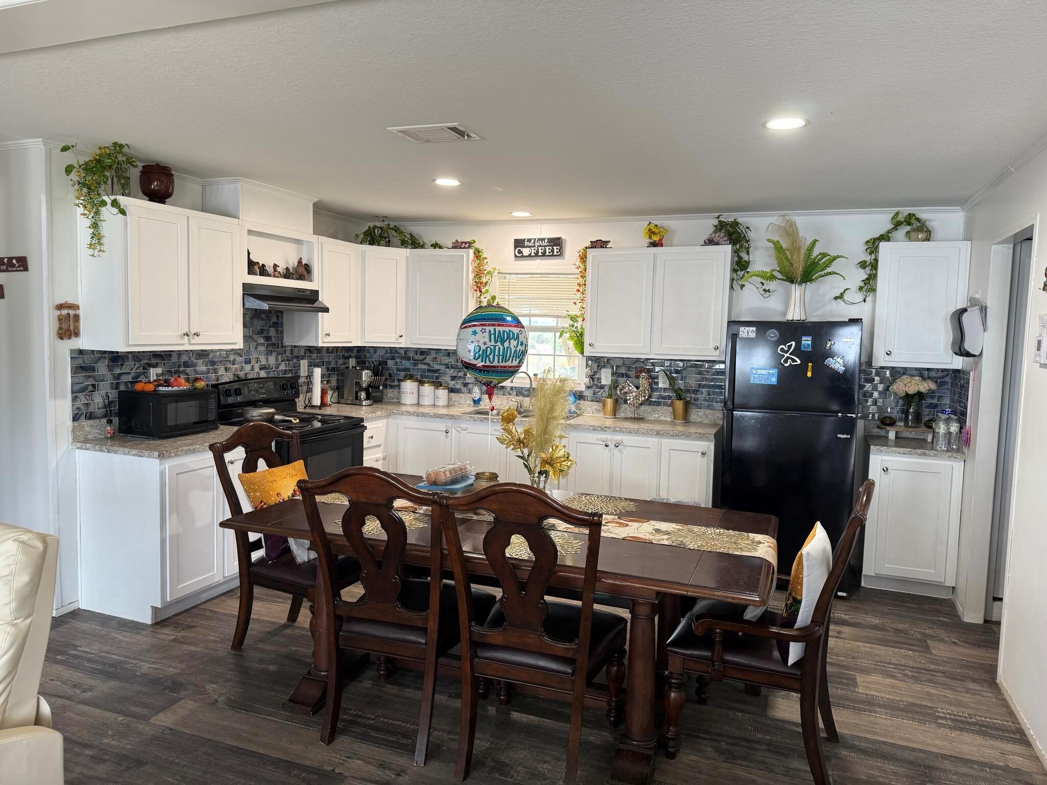 THE SOUTHERN COLONIZATION - Residential