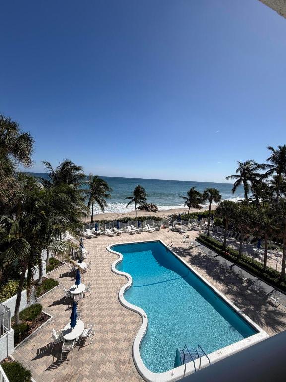 Cove Beach Club COOP - Residential