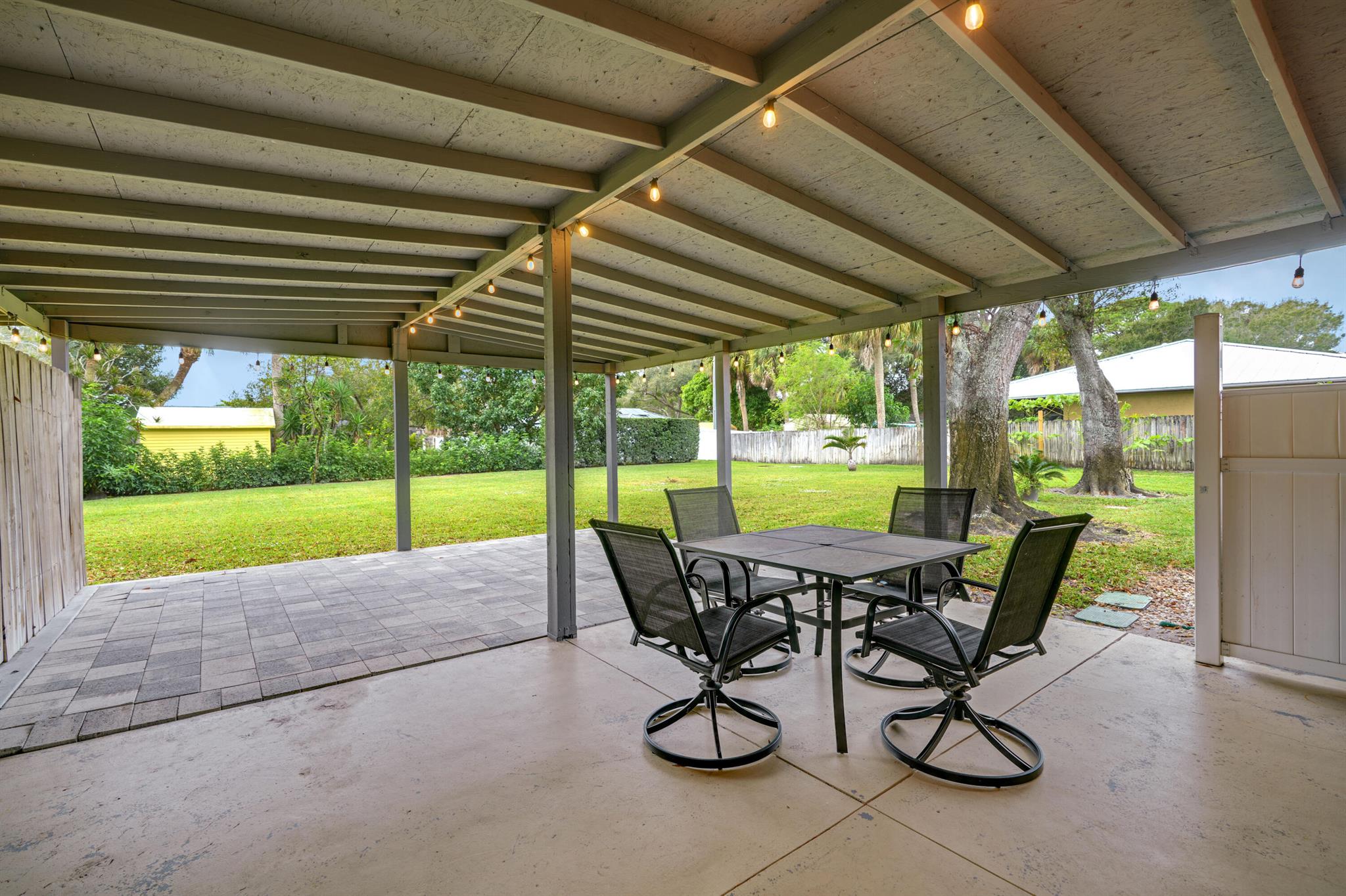 MARAVILLA ESTATES - Residential