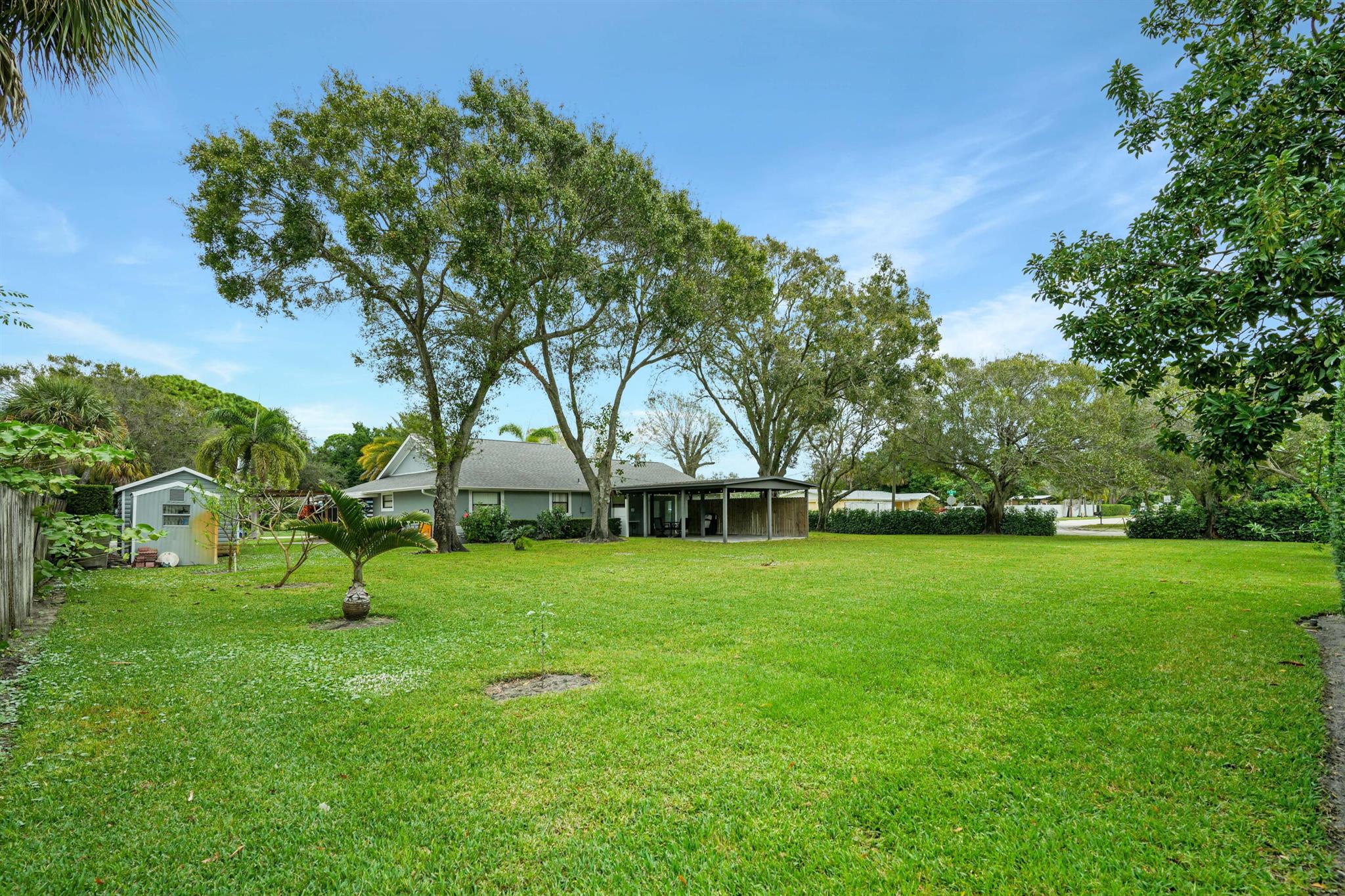 1001 Gatewood Avenue