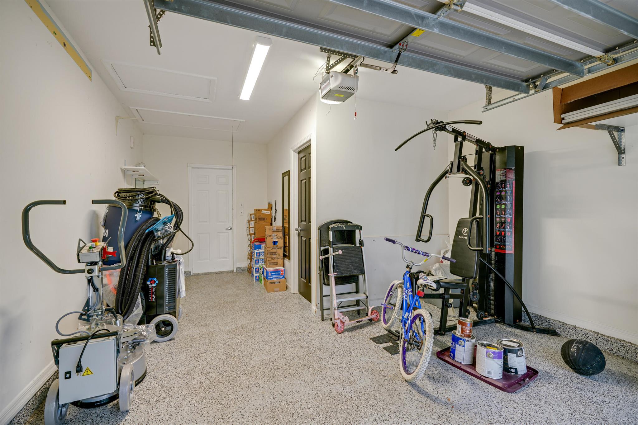 MARAVILLA ESTATES - Residential