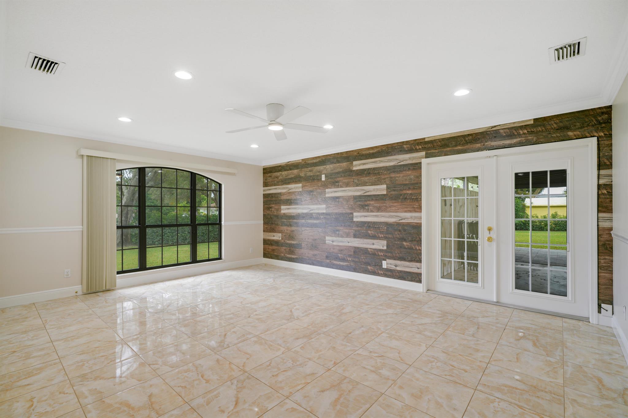 MARAVILLA ESTATES - Residential