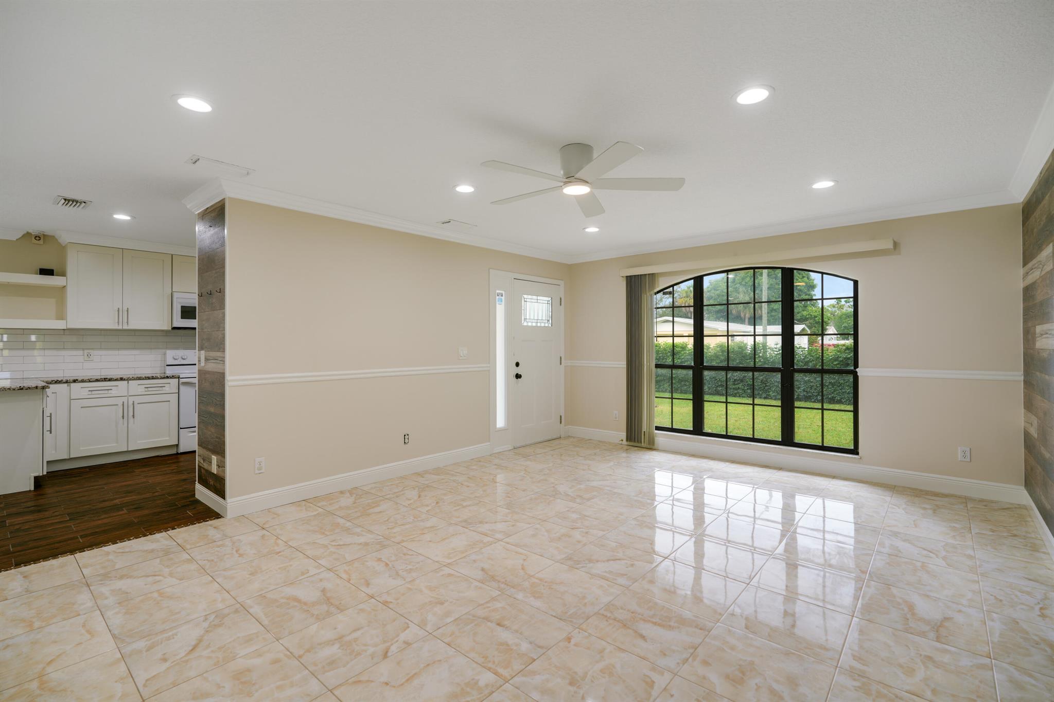 MARAVILLA ESTATES - Residential