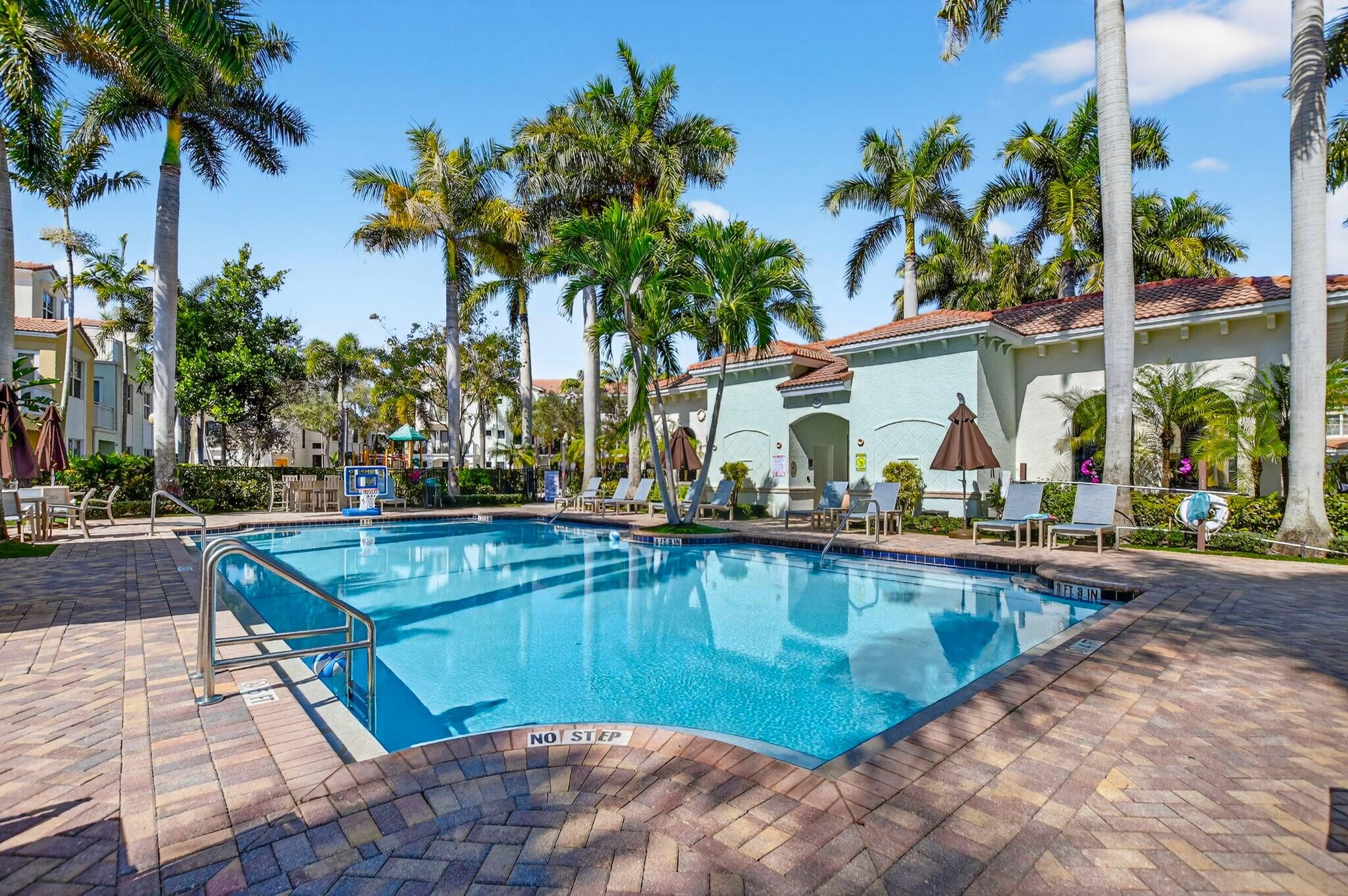 Centra BLUE LAKE TOWNHOMES - Residential