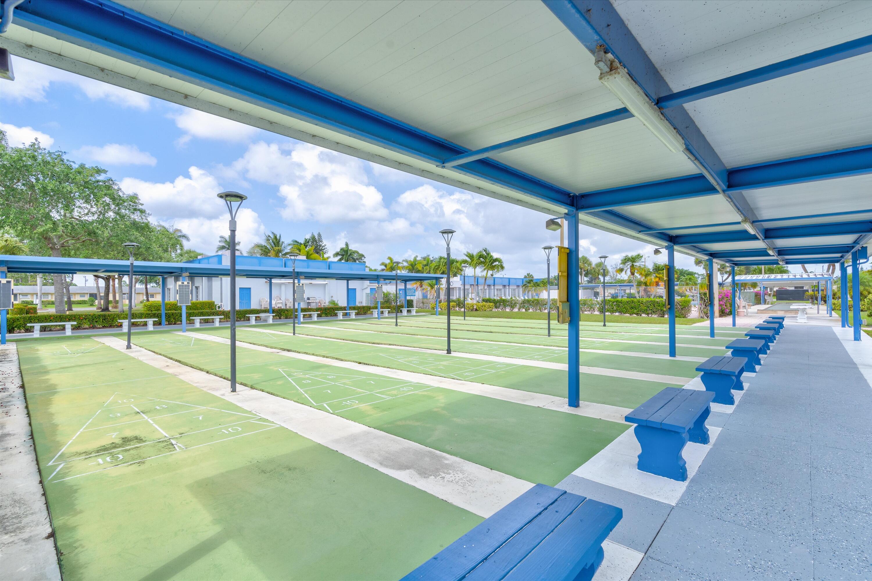 CRESTHAVEN VILLAS NO 12 COND DECL IN - Residential