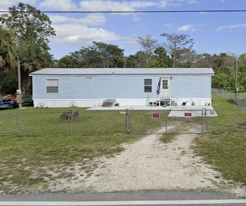 A home in Okeechobee