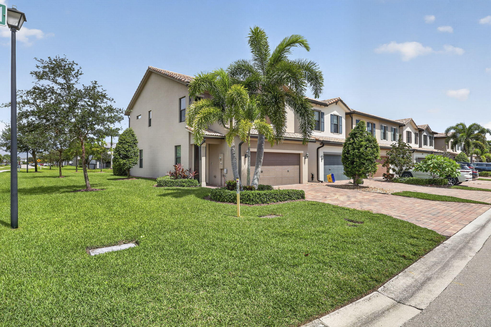 8245 CADRE NOIR Road