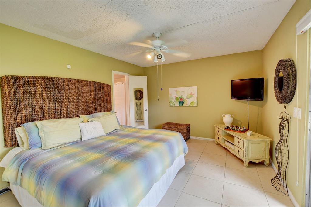 MANSFIELD AT CENTURY VILLAGE CONDO - Residential