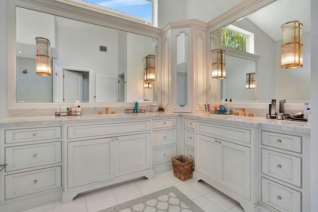 Admirals Cove - Residential