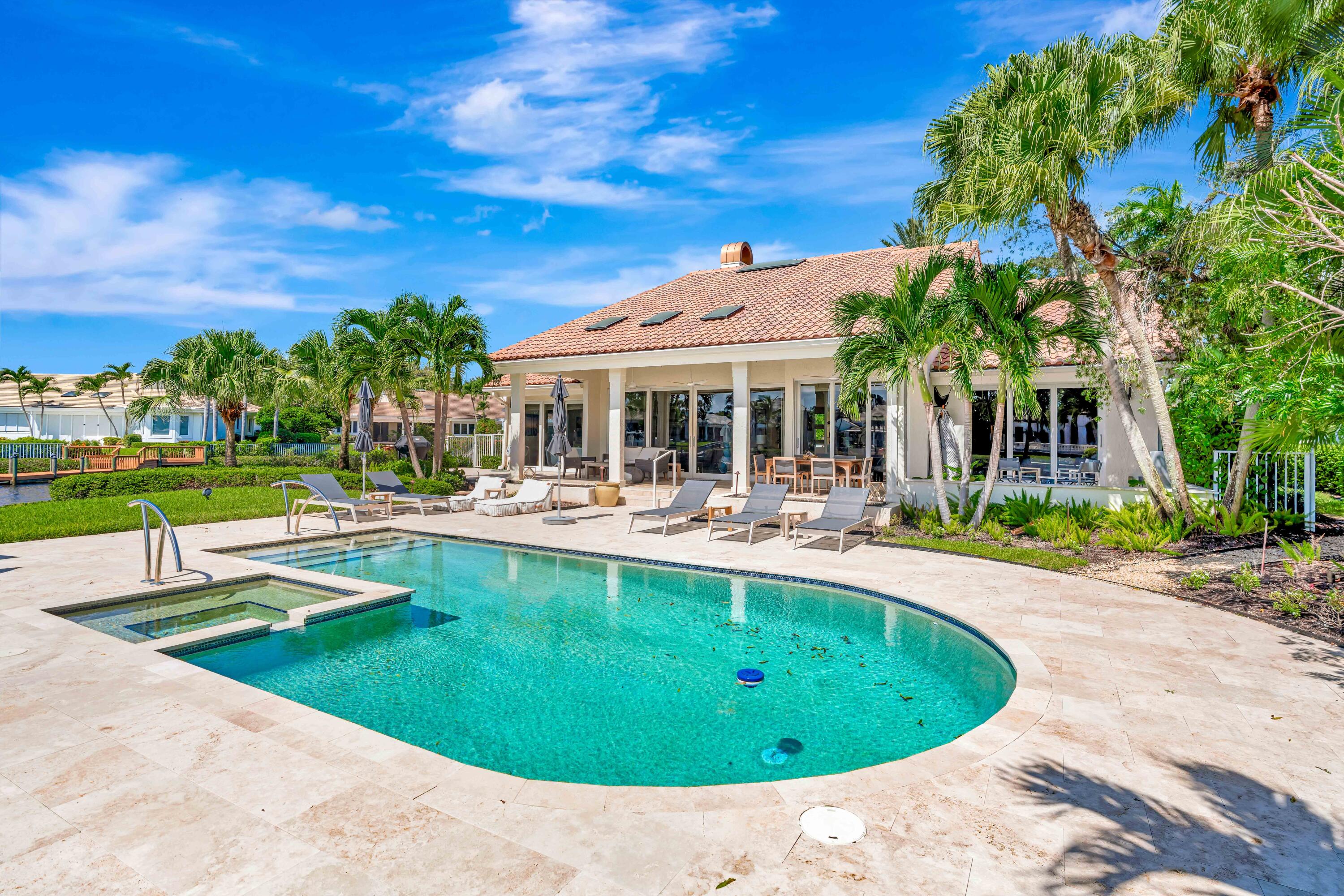 Admirals Cove - Residential