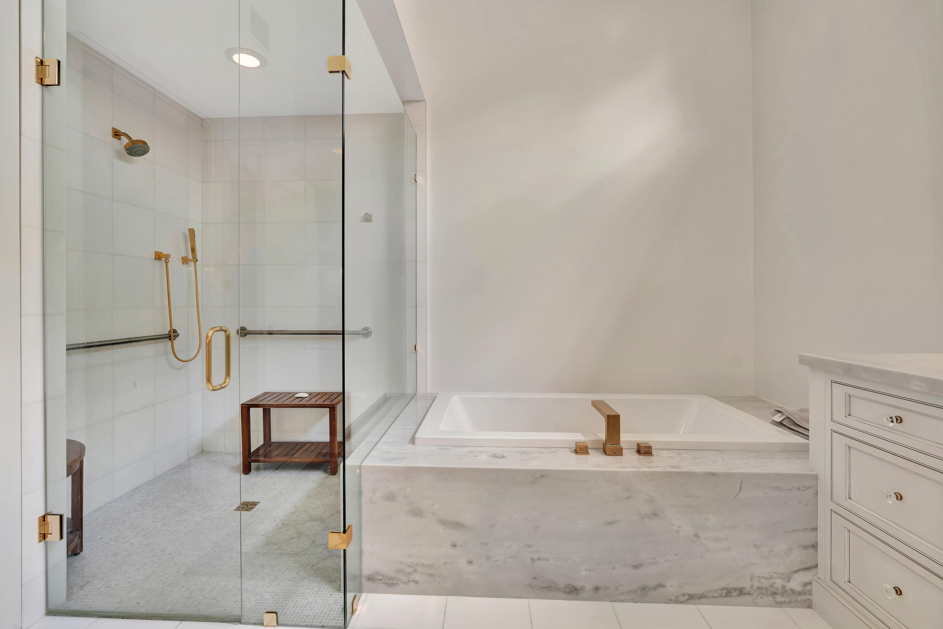 Admirals Cove - Residential