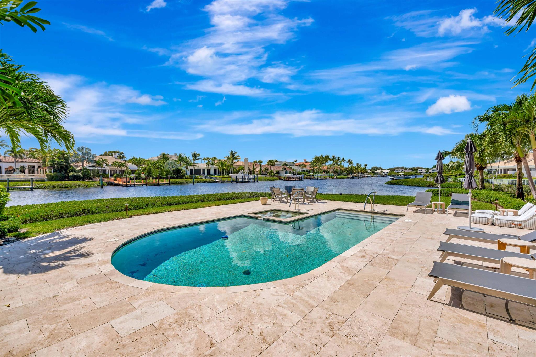 Admirals Cove - Residential