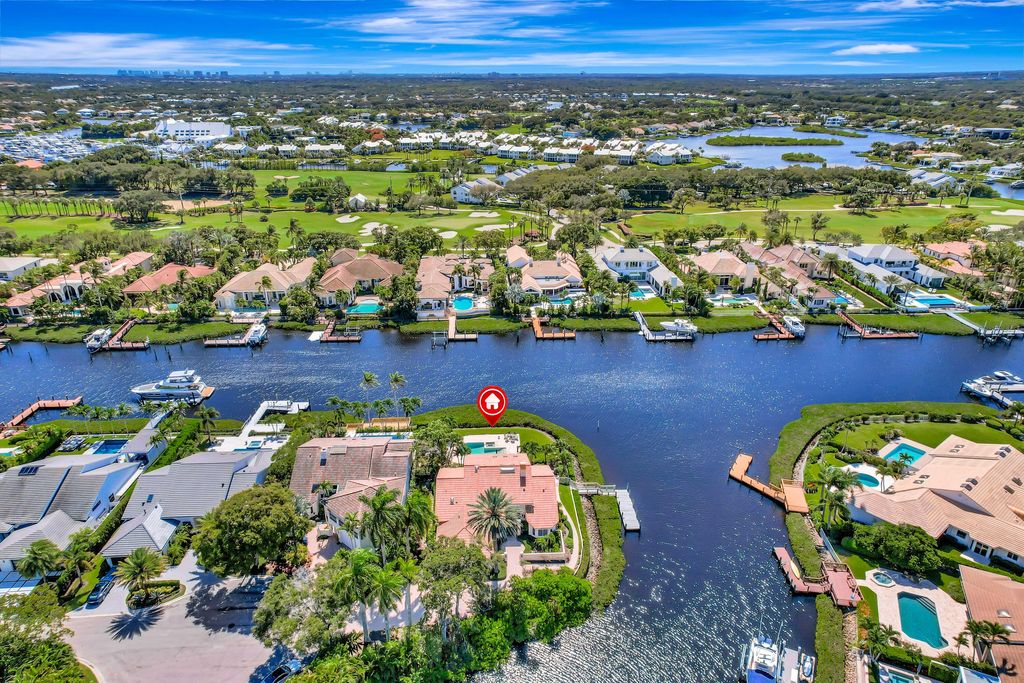 Photo of 185 Island Drive, Jupiter, FL 33477 (MLS # R11131184)