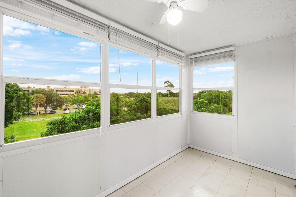Photo of 725 Lori Drive #410, Palm Springs, FL 33461 (MLS # B26031276)