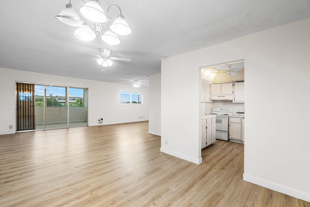 Photo of 725 Lori Drive #410, Palm Springs, FL 33461 (MLS # B26031276)