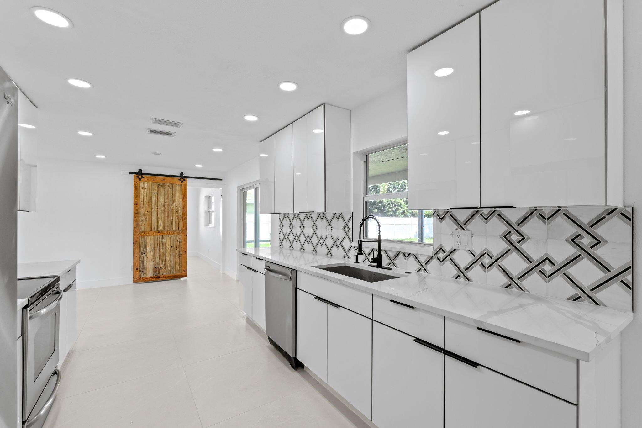 LA MANCHA THREE PB 30 P60 - Residential