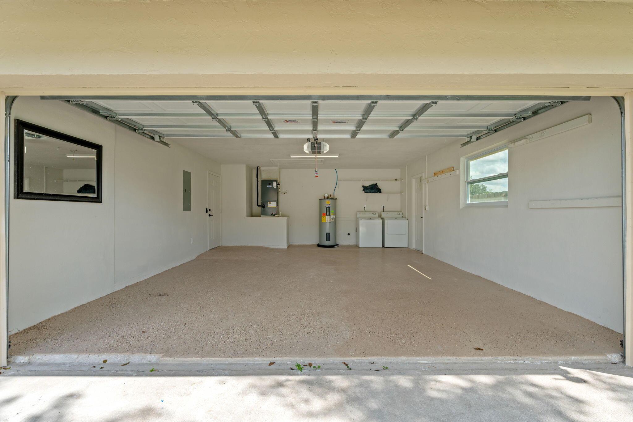 LA MANCHA THREE PB 30 P60 - Residential