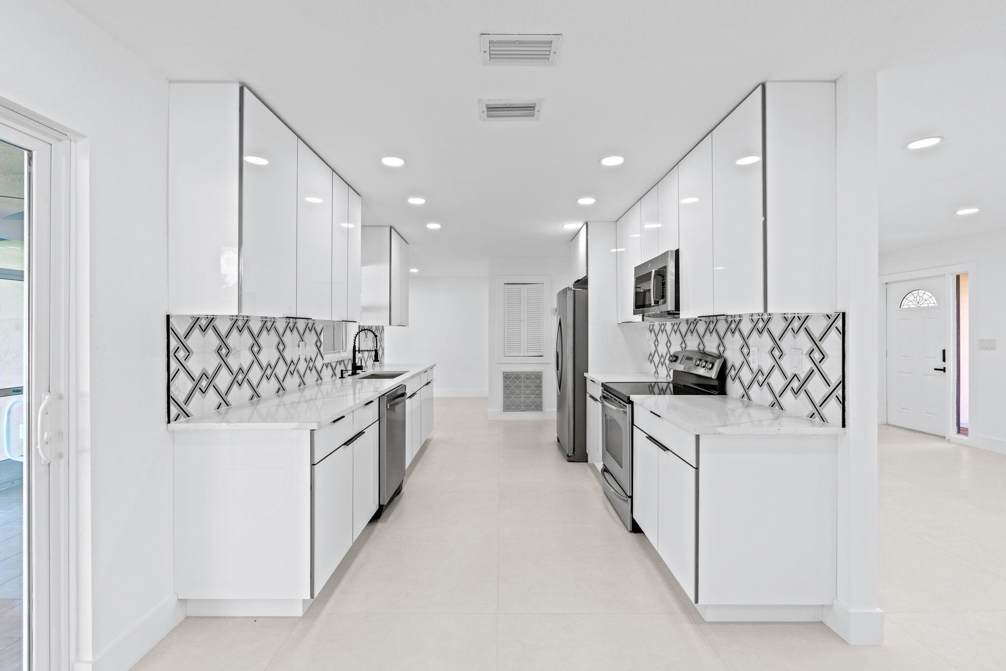 LA MANCHA THREE PB 30 P60 - Residential
