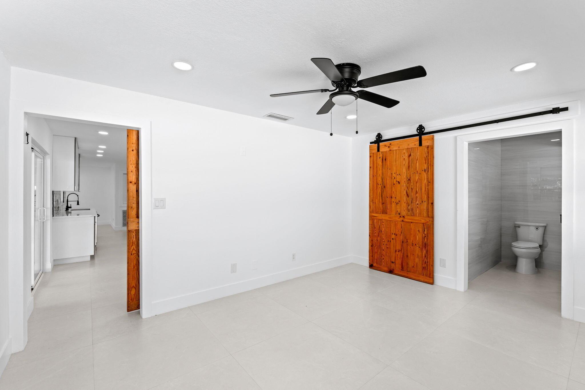 LA MANCHA THREE PB 30 P60 - Residential