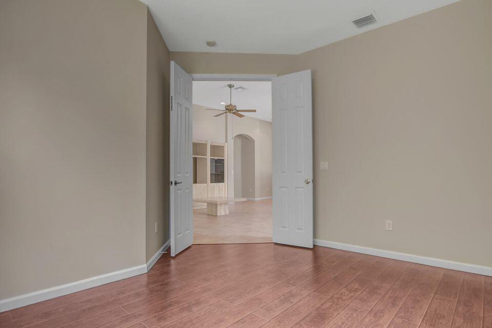 ABERDEEN 26 - Residential Lease