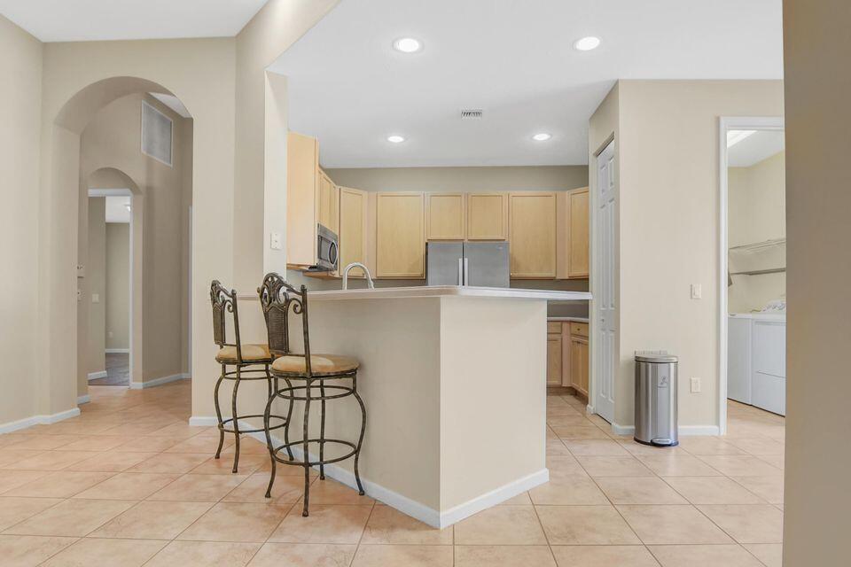 ABERDEEN 26 - Residential Lease